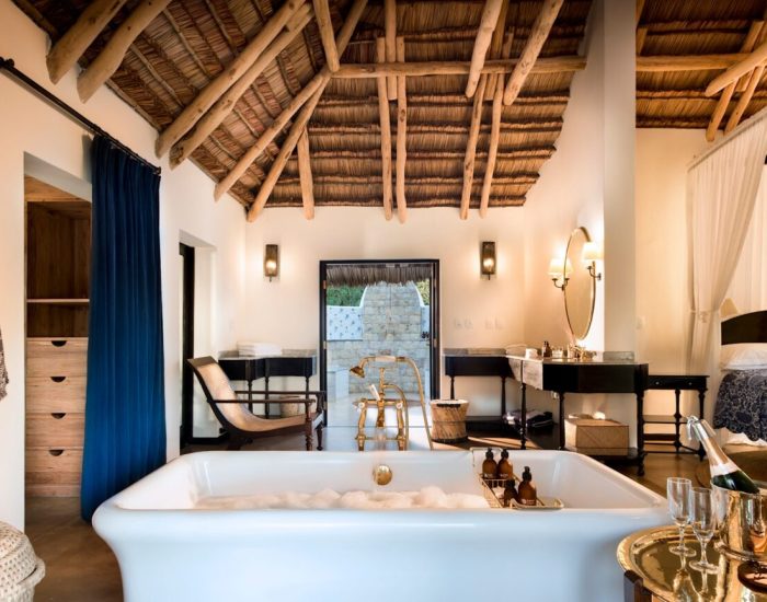 Benguerra-island-Room-Casa-Familia-bathroom