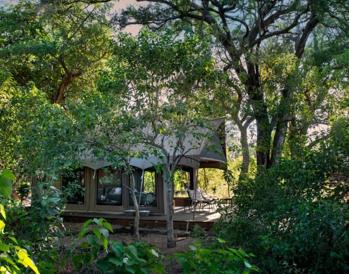 Botswana-Sandibe-Under-Canvas-exterio-