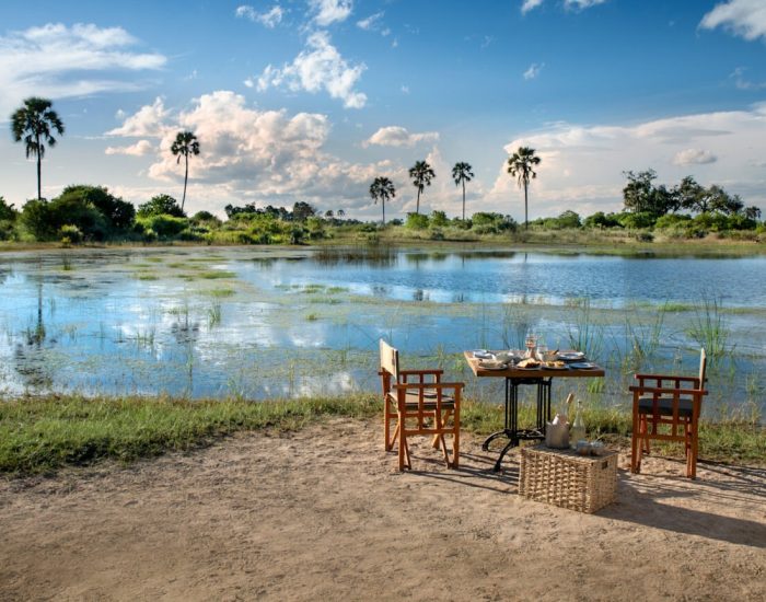 Botswana-Sandibe-Under-Canvas-private-dining-lunch-pan-view-5-