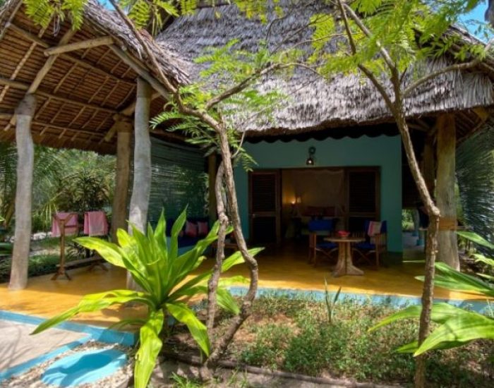 Butiama-Beach-Douleroom-00005- Kiliclimb Africa Safaris