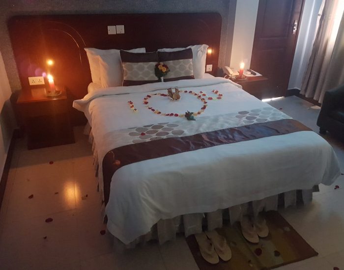 Green Mountain Hotel bedroom