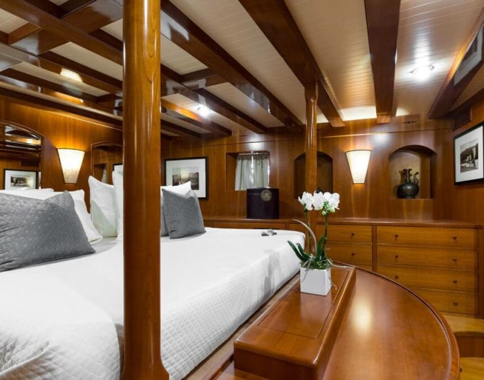 Over-the-Rainbow-Bedroom-Double-1 THANDA