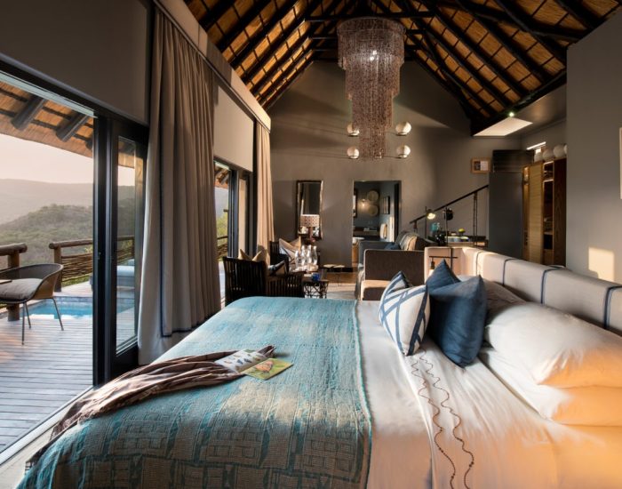 Phinda-mountain-suite-bed-view-