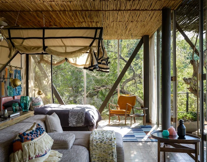 SKNP_Sweni_Suite_Bedroom_Hi_Res_Adriaan_Louw - KILICLIMB AFRICA SAFARIS
