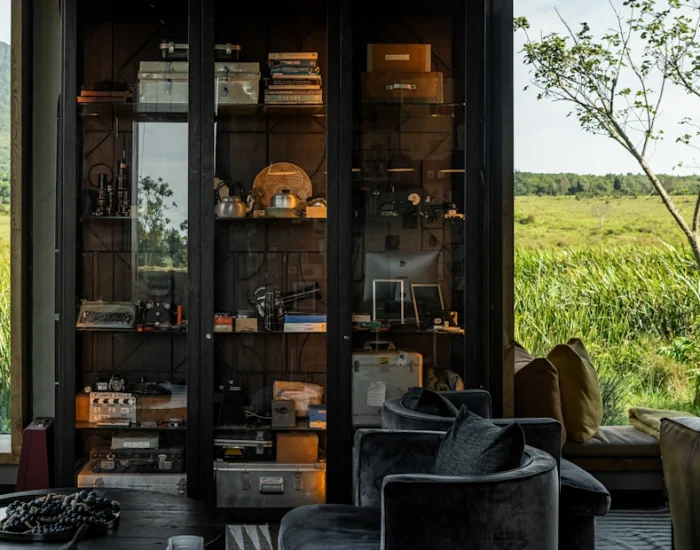 SVNP_LODGE_Kwitonda_Lodge_Conservation_Room_Ross_Couper_2 - Kiliclimb Africa Safaris