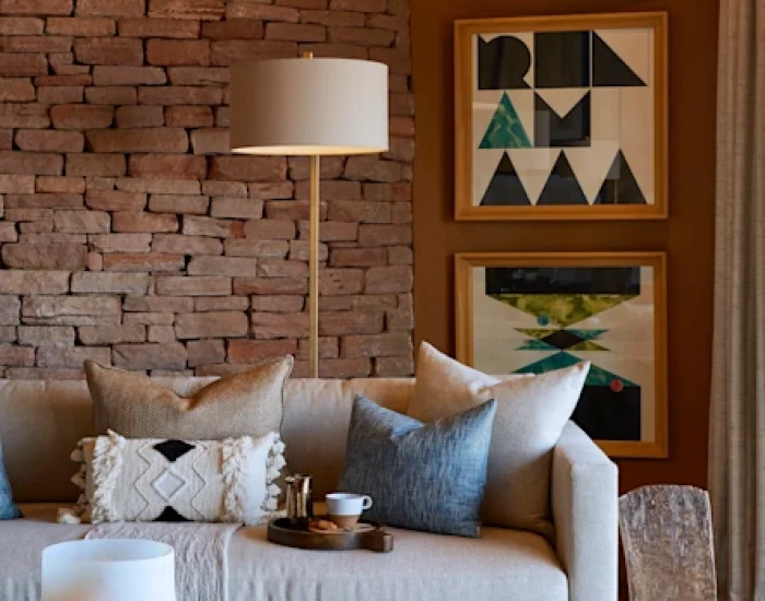 Singita_Malilangwe_House_-_Master_bedroom_lounge_Micky_Hoyle__1_ KILICLIMB SAFARIS