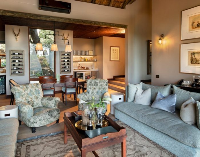 South-Africa-Ngala-Safari-Lodge-Family-Villa-lounge-area-1-