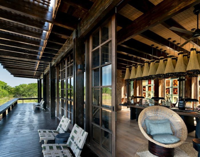 South-Africa-Phinda-Forest-Lodge-Guest-Area-Library