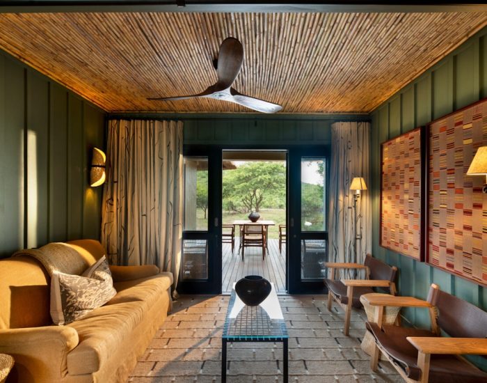 South-Africa-Phinda-Zuka-Lodge-Family-Suite-Lounge-2-2-
