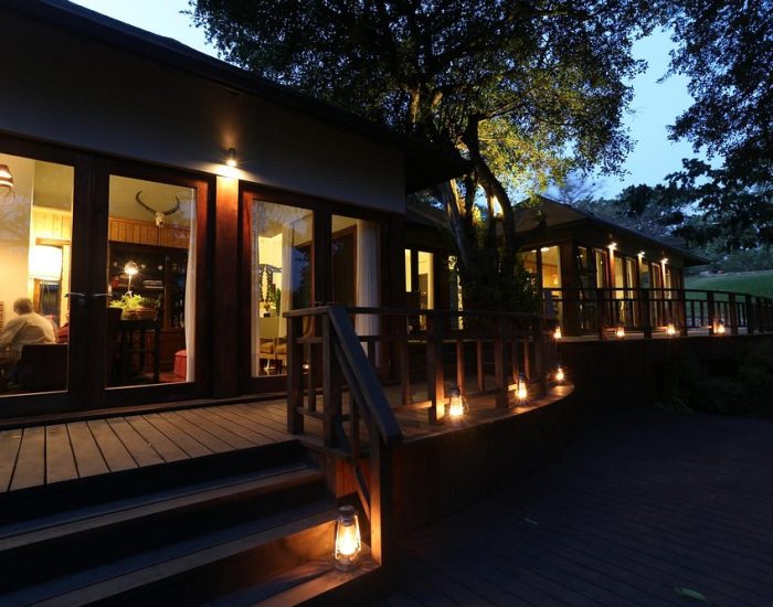 lake-duluti-lodge (1)