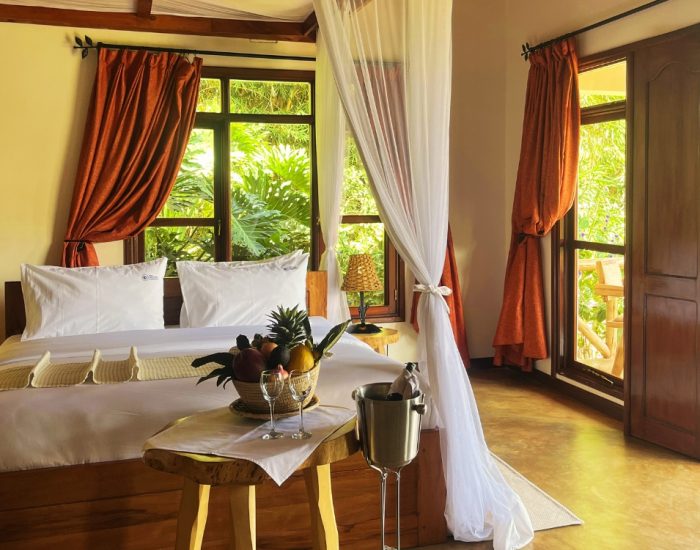 marera-lodge-luxury-bedroom - KILICLIMB AFRICA SAFARIS