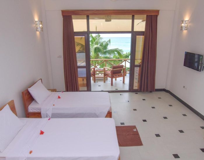 mnarani-beach-cottages double room