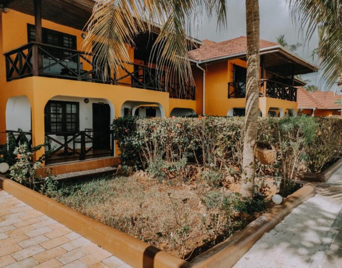 mnarani-beach-cottages_