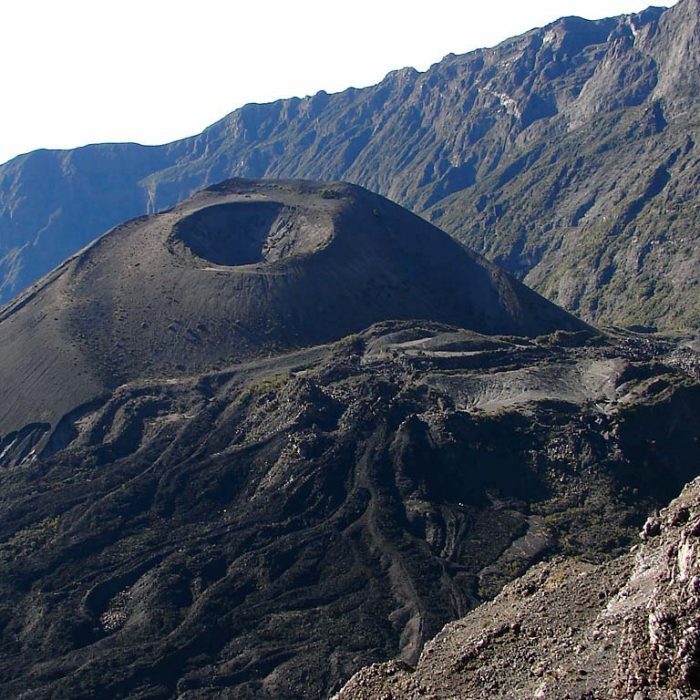 mt meru climbing